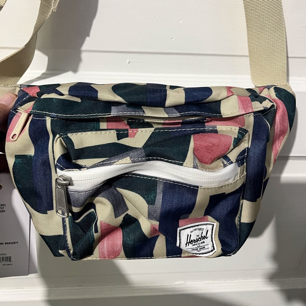Herschel Fanny Pack (Seventeen 17)